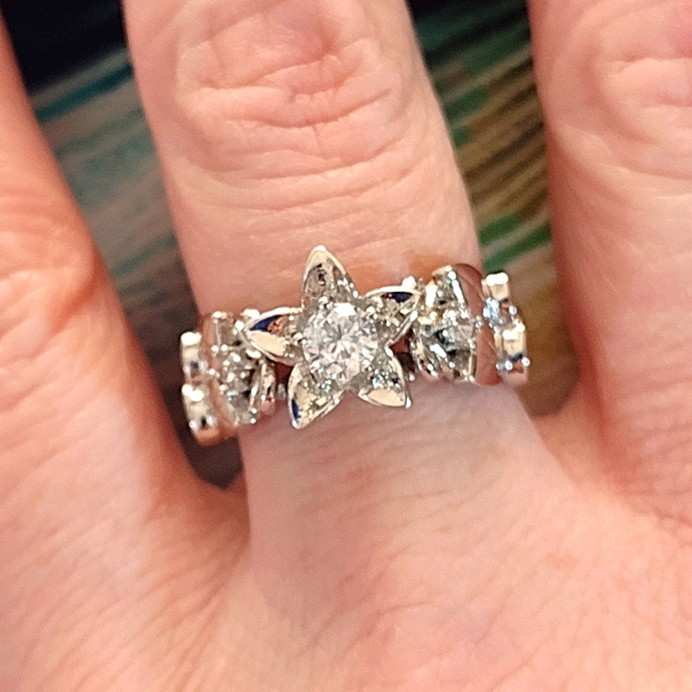 Size 8 - 925 Sterling Silver Plated White Sapphire Flower Ring